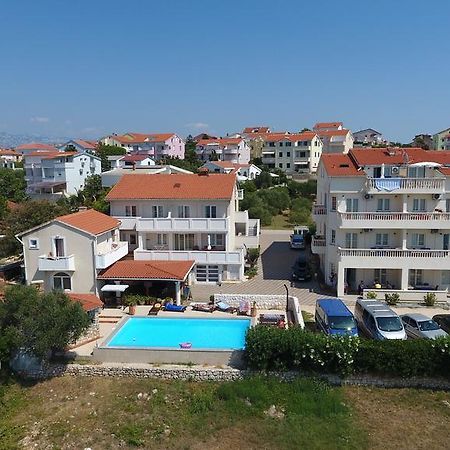 Villa Jurac Povljana Exterior foto