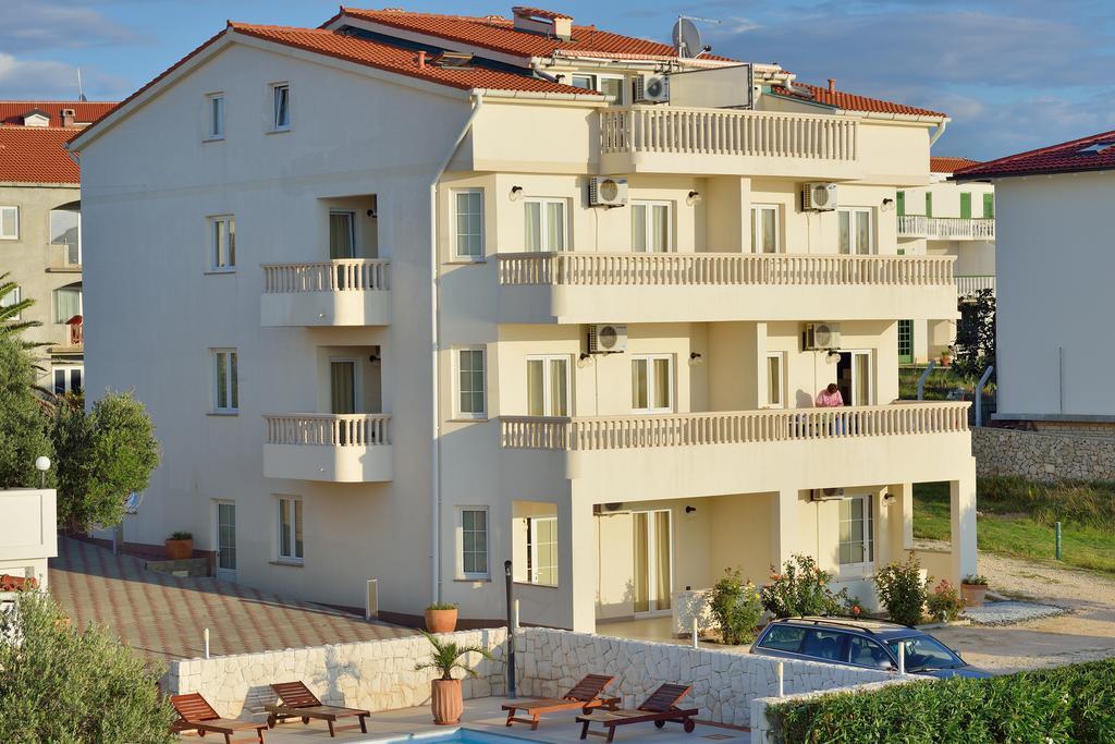 Villa Jurac Povljana Exterior foto